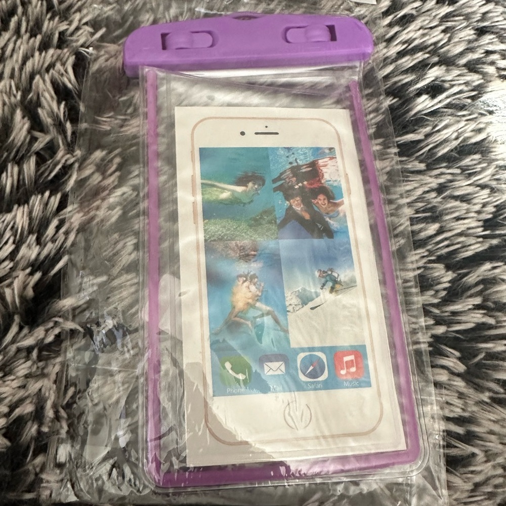 NWT - WATERPROOF PHONE POUCH (PURPLE)